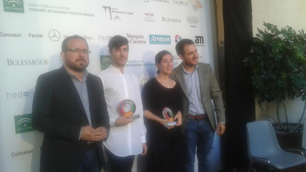 ¡Enhorabuena #AnneExcusa y #JoseSantos! @Desencaja <a href="/IAJuventud/">Instituto Andaluz de la Juventud</a>  #AM2015