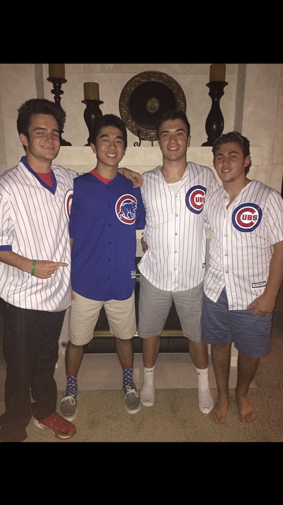 Kev_chap's tweet photo. Hbd too the bro since Pre-k @mwex10 #dairyfree #textgod https://t.co/EN70Jwbd7w