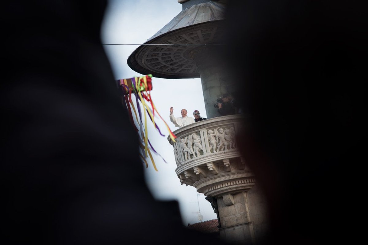Un bel reportage fotografico di Claudia Gori su #francescoaprato
claudiapiuuno.wordpress.com/2015/11/10/the…