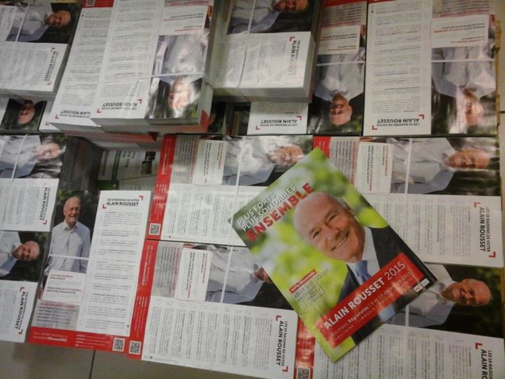al_rousset's tweet photo. Le programme de la liste que je conduis, livré à @ps_gironde ! Plus forts, plus solidaires, ensemble #Rousset2015 https://t.co/r4IOhHPPxW