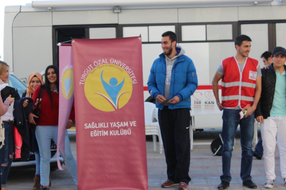 Kan bagışı etkinliginde toplamda 122 ünite kan sağlık kampüsünden toplanmıştır. İlginiz için teşekkürler :)