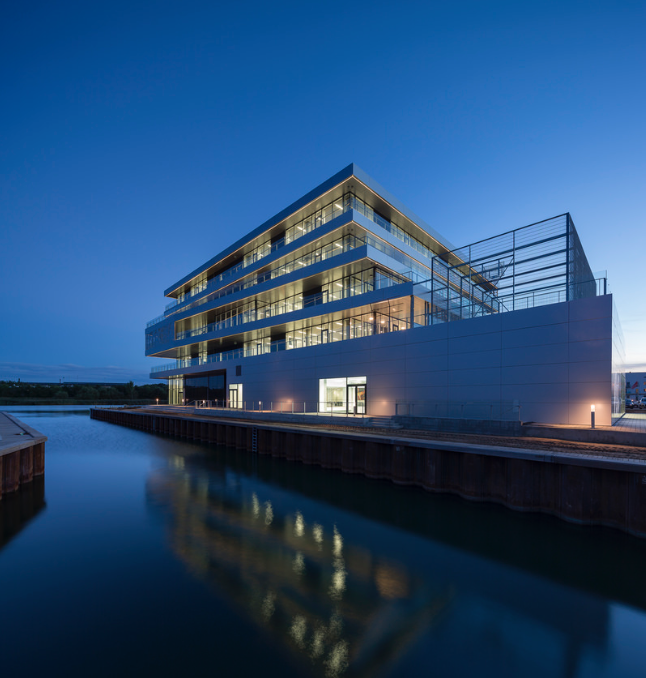 thearchiproject's tweet photo. "There's nothing bad about this school. At all!" Student at VUC Syd, Denmark, designed by #AARTarchitects https://t.co/MTZtaCunsh