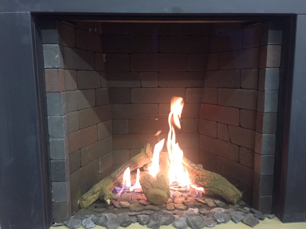 jonathanday110's tweet photo. Bellfire vento Classic #interfocos can you see the glass ? https://t.co/Oz9u1KRpr2