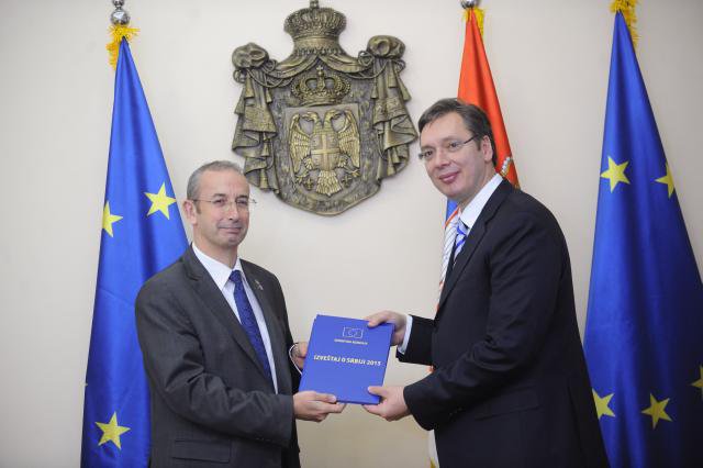 avucic's tweet photo. Са @DavenportEUSrb #Srbija добила извештај о напретку у #EU интеграцијама. https://t.co/VAxoRpCDLG