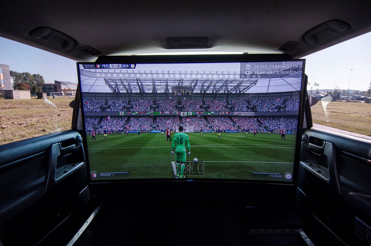 Trust Gaming The View From The Backseat Of The Toyota Trust Gaming Car Landcruiser With Built In 55 Inch Curved Tv And Ps4 T Co Morcnzcv48