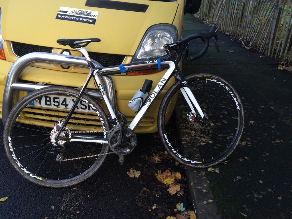 VeloUK's tweet photo. Rain cleared so took took the @Dolan_Bikes CDX down the Wirral Way ta @terrydolan1 #offroadonroad #discstoo https://t.co/xnOdGCEadO