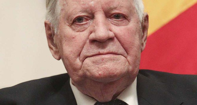 Mort d'Helmut Schmidt, l'ancien chancelier d'Allemagne