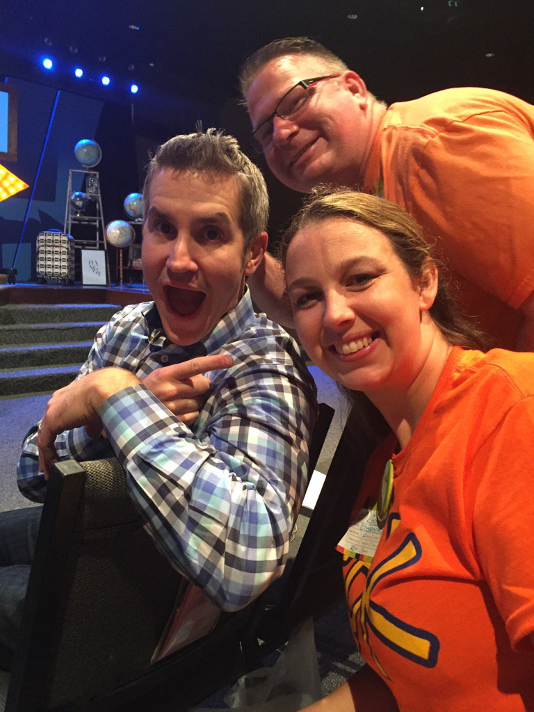 kjc380's tweet photo. Hey!My best friend @JonAcuff is here!What a coincidence! @Johnny_Bluemint too!@CrosspointLive @CrosspointKLive #OT15 https://t.co/xC2ab96Nac