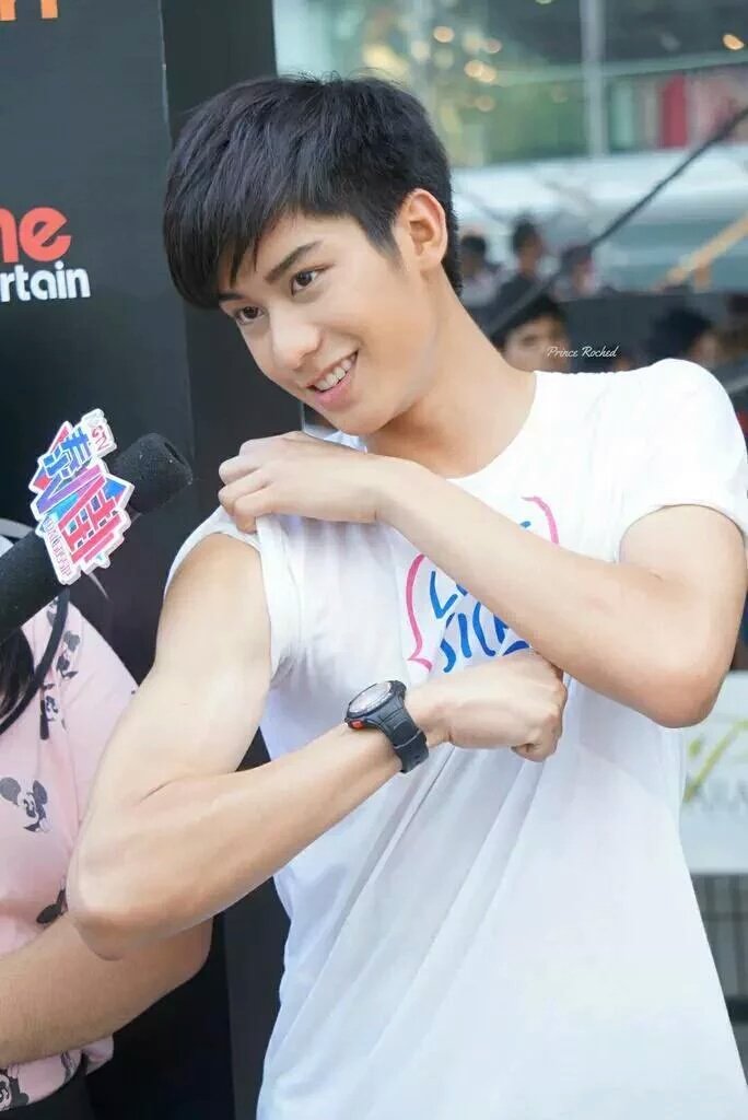 popoxpax's tweet photo. นับถอยหลังวันที่หมีโดนเฉือด หมีจ๊ะ พรุ่งนี้แล้วสินะที่จะมาถึง😅😅
#ทีมเงินออกัส 
#เฮ้ยกวินมีกล้ามแล้ว 😂
#กวินฟิสด่วน 😂 https://t.co/ttJdymhXkI