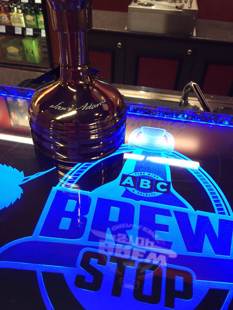abcbeersean's tweet photo. Super limited beer alert!!! @SamuelAdamsBeer #Utopias is here. One bottle. First person here gets it. #abcocala https://t.co/VFQuN5TdUO