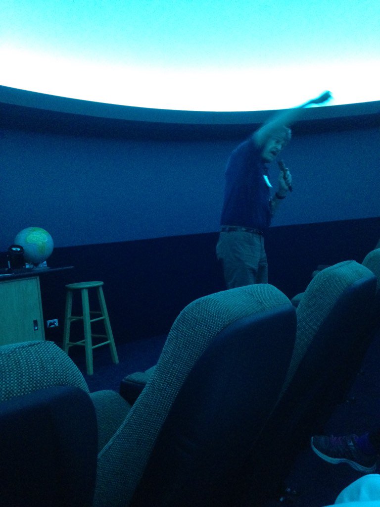 teachcameron's tweet photo. @DiscoveryAPS first class to visit the planetarium @DscAPSG1 #letsgoexplorers #weheartscience https://t.co/IllEnB66eo