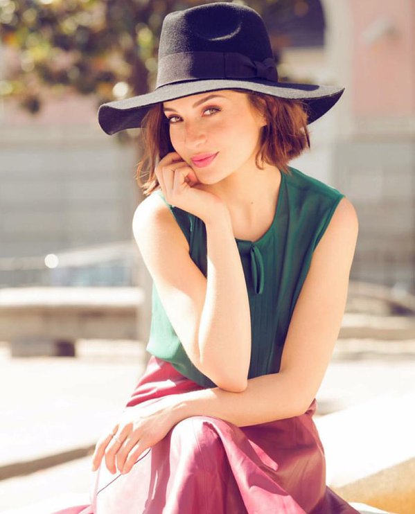 MariaVRusia's tweet photo. #NEW! Dulce #MariaValverde para #RevistaDivinity by #ValeroRiojaPhotography... ;) https://t.co/p64OWAojvq