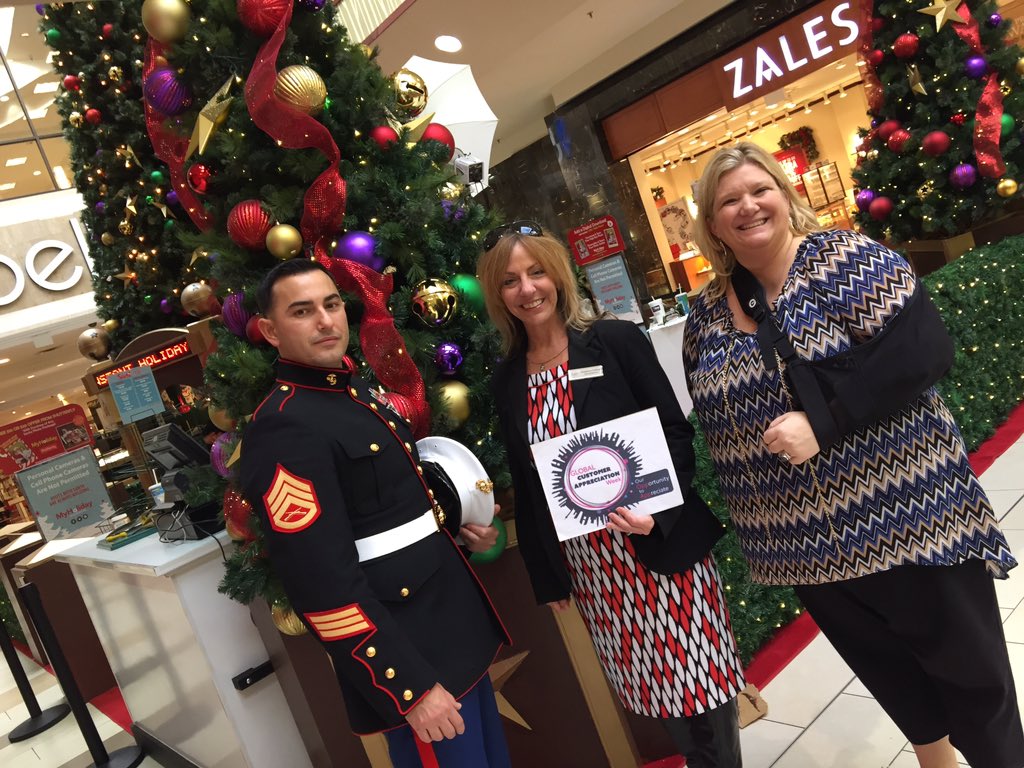 stayinchatt's tweet photo. @chachcourtyard Thank you Thank you to CBL at Hamilton Place for being a valued customer! #MarriottSaysThx #opp2app https://t.co/2d7t8zRpSU