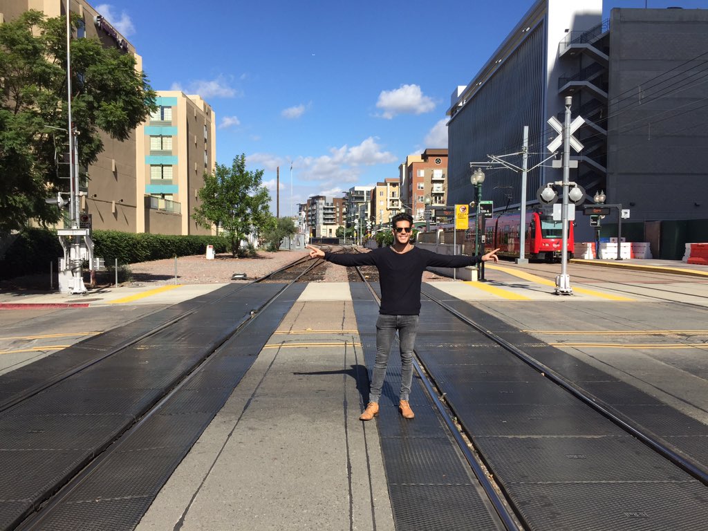 alemeanam's tweet photo. Good morning San Diego! #FelizMartes #carisma https://t.co/wPCtoI0PMo