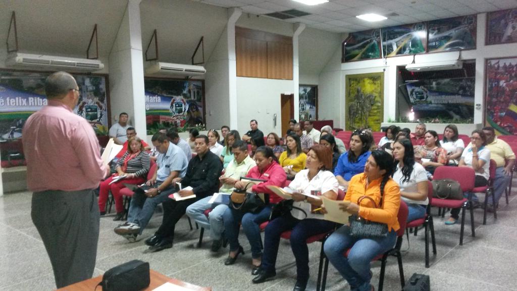 ZonaEducGuarico's tweet photo. Socializacion instrucciones viceministerials orientaciones planificación actividads @rodulfohumberto@PedroValdiviaC https://t.co/1xiCtbX8pv