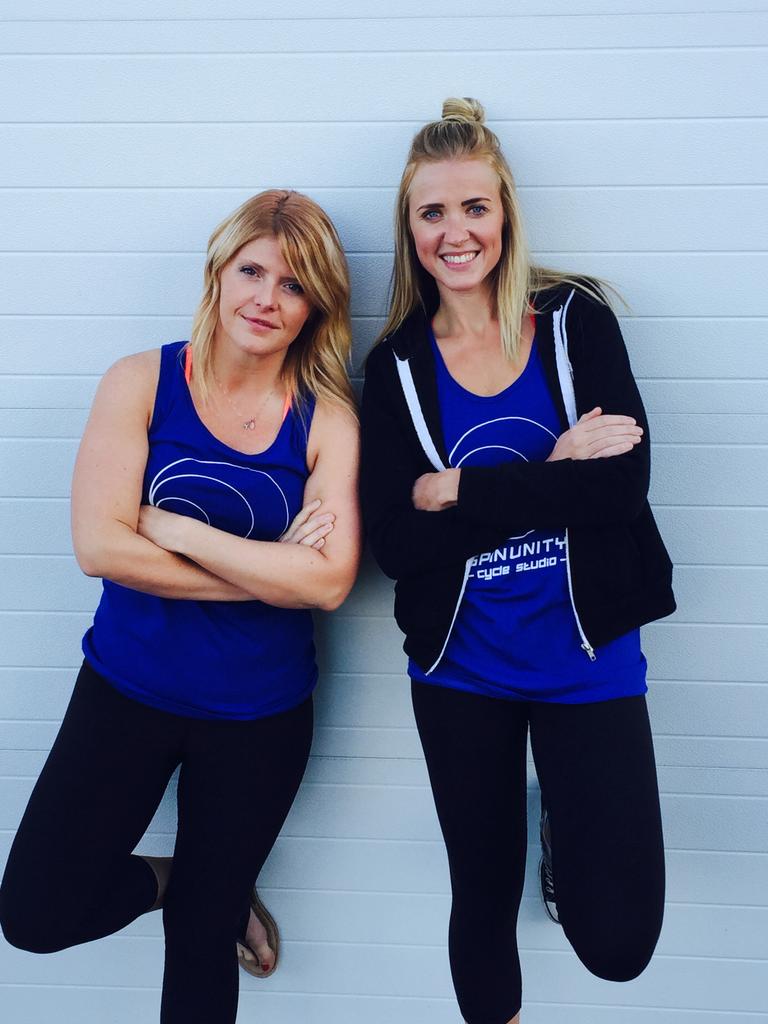 Spinunity's tweet photo. A team who empower, inspire, drive you and each other to be better!https://t.co/lajNP15FkD #teamspinunity #weareyeg https://t.co/bHNMgI0Gbv