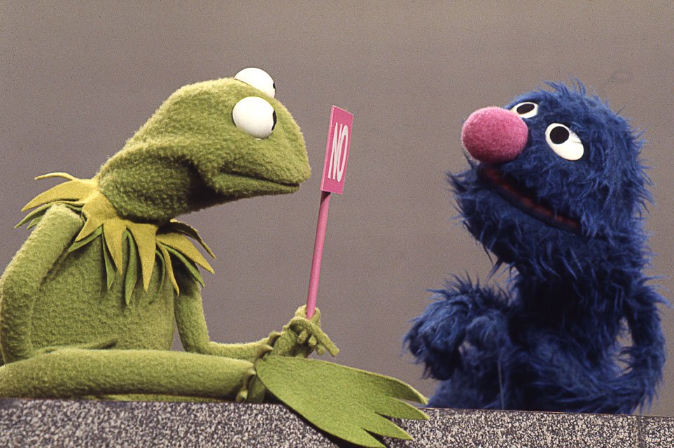 sesamestreet's tweet photo. It's our anniversary! Today we're celebrating 46 years (and counting) of sunny days! 🌞🌞🌞 #CelebrateSesame https://t.co/R9kZm3IyRf