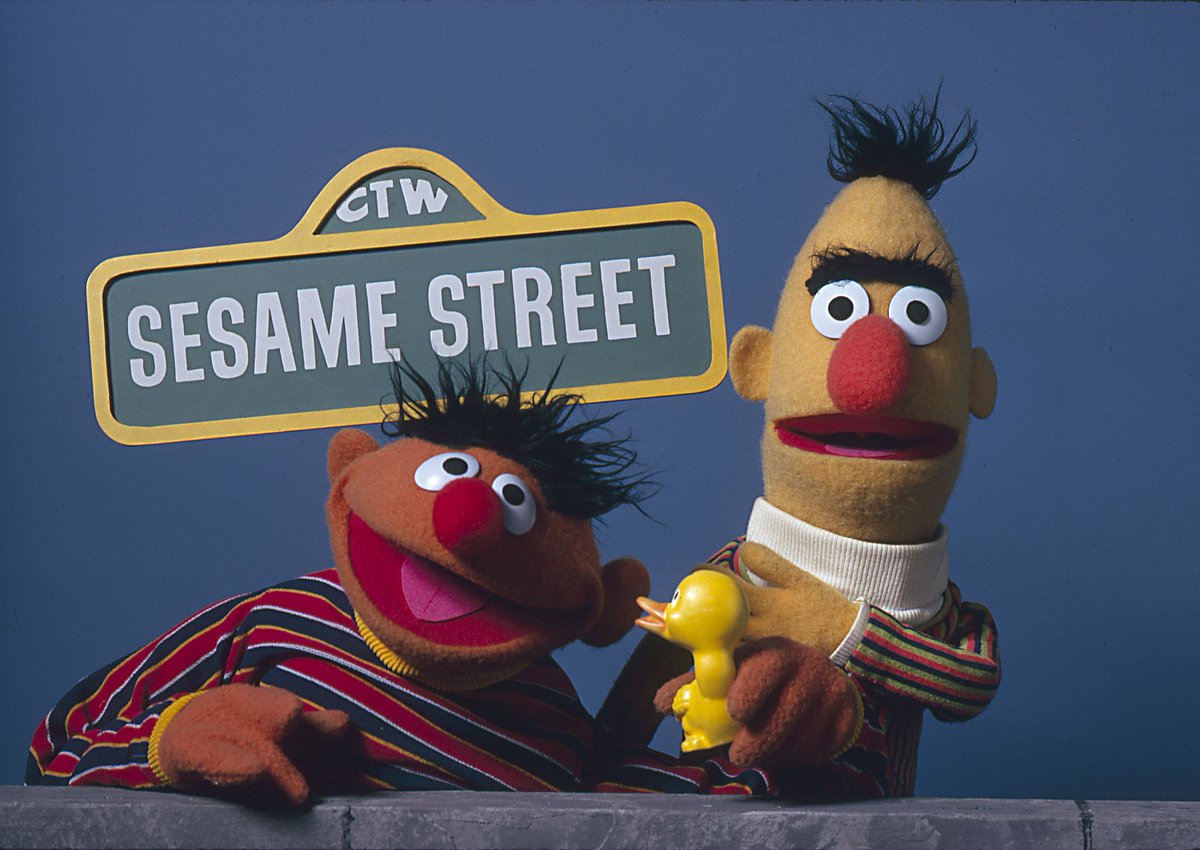 sesamestreet's tweet photo. It's our anniversary! Today we're celebrating 46 years (and counting) of sunny days! 🌞🌞🌞 #CelebrateSesame https://t.co/R9kZm3IyRf