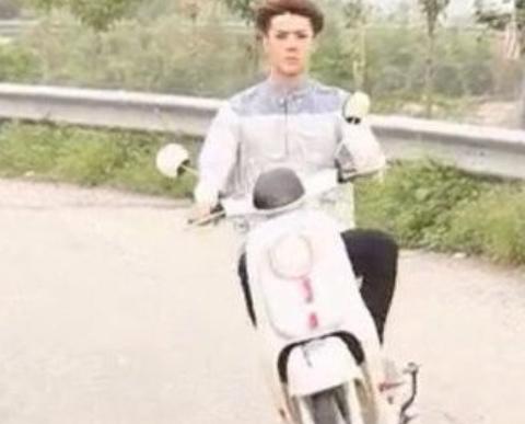 seludelu's tweet image. 