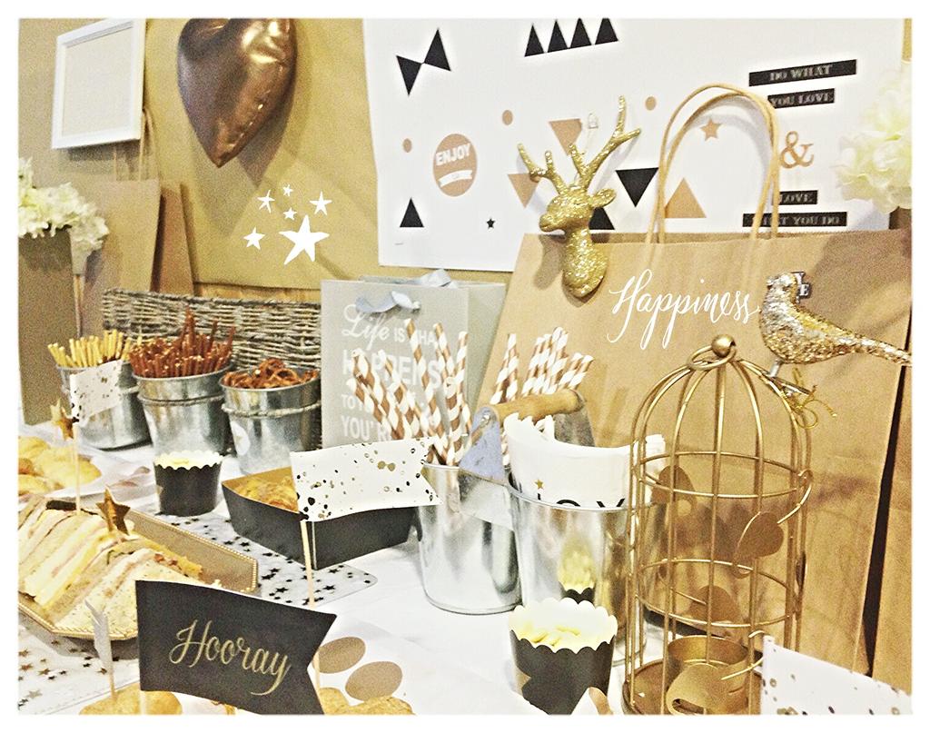 hapinessgf's tweet photo. Seguimos celebrando! 👍👅🎂 momentos happiness! #happinessgf #fiestas #celebraciones #catering  #Todos #decoracionmesa https://t.co/fLOjeStNH9