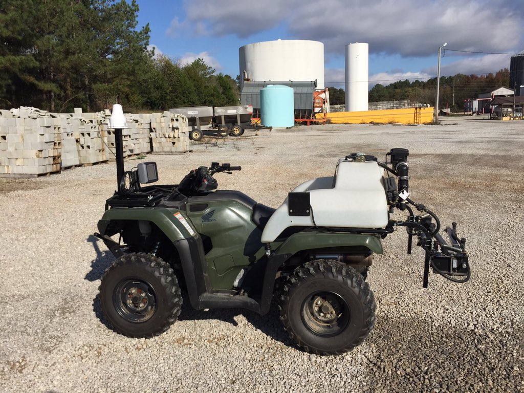 awinstead's tweet image. @AgriAFC variable-rate 4-wheeler for agronomy field plots #precisionag @alafarm_coop