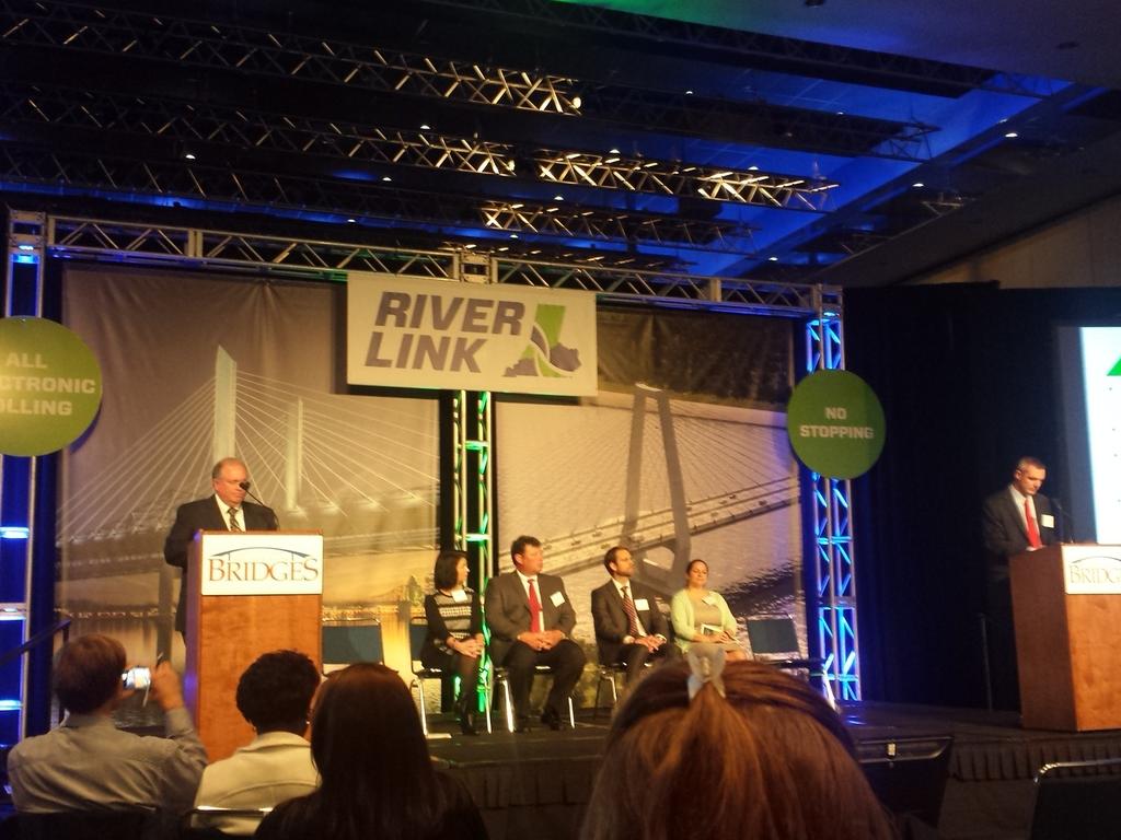 GoSoIN's tweet photo. River Link will be the system brand used for tolling. #OhioRiverBridgesProject #VisitSoIn https://t.co/DoFmmB3u3Y