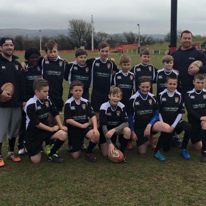 gloucesterrugby's tweet image. GuardOfHonour | RT this tweet to vote for Brockworth U13s for Guard of Honour! 

More at bit.ly/1MxO5CH