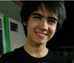 DillaSuwandi's tweet photo. Heh capten lovyou gue sayang lo bang{} @alysyarief https://t.co/j6fso15Xvr
