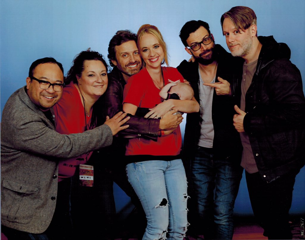 auroradream1's tweet photo. Not sure how you can not love these guys!!! #Dencon #DenverCon2015 #DenverCon #Supernatural #SPNFamiIly https://t.co/tqmvBAeTrf