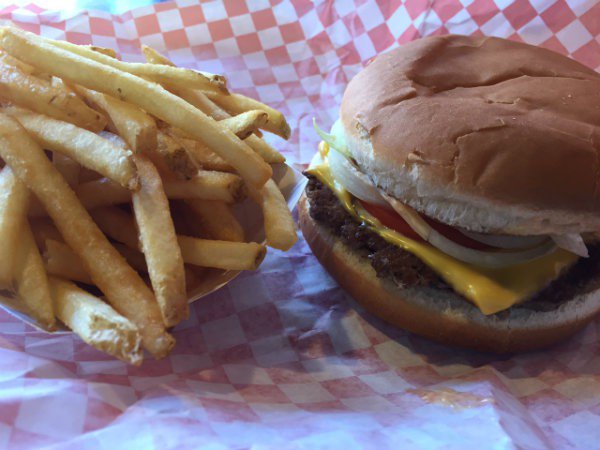 Zippy Burger brings In-N-Out-style burgers and fries to the <a href="/TheDelmarLoop/">The Delmar Loop</a> riverfronttimes.com/foodblog/2015/…