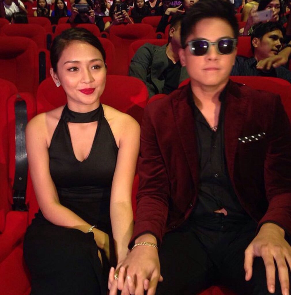 unfilteredcolor's tweet photo. Just cause di ko masyado natitigan to knina coz of too much excitement, nanamnamin ko muna ngayon.💙 #PSYSabog https://t.co/BIbKTloojA