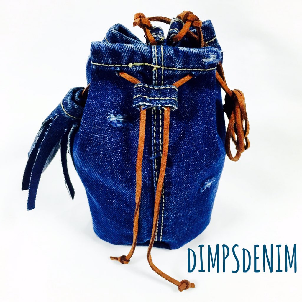 belize_beauty's tweet photo. I created this mini distressed denim bucket bag for πAri & we have received so many compliments!ππ#dimpsdenim https://t.co/p5X6hHUoMi