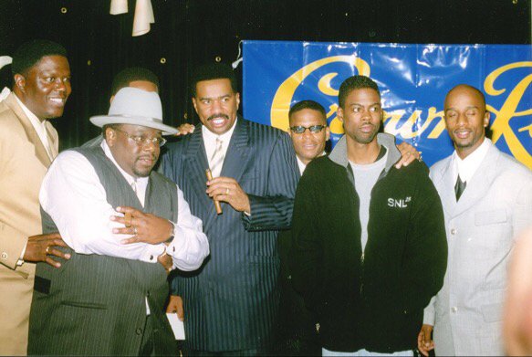 HypePlusTV's tweet photo. A biopic on @CedEntertainer, @RealDLHughley and the Kings Of Comedy reportedly in the works https://t.co/f5pgWlAuBo https://t.co/ScCiw3Q7eR