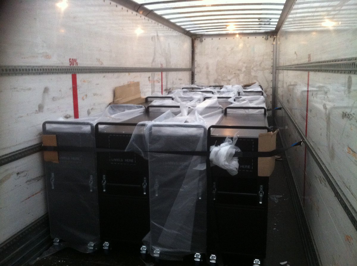 Tellytainer's tweet photo. Loading Tellytainer flat screen transport trolleys onto truck. #PAFSystems #TVTransportContainers https://t.co/9Vcb52KRHm