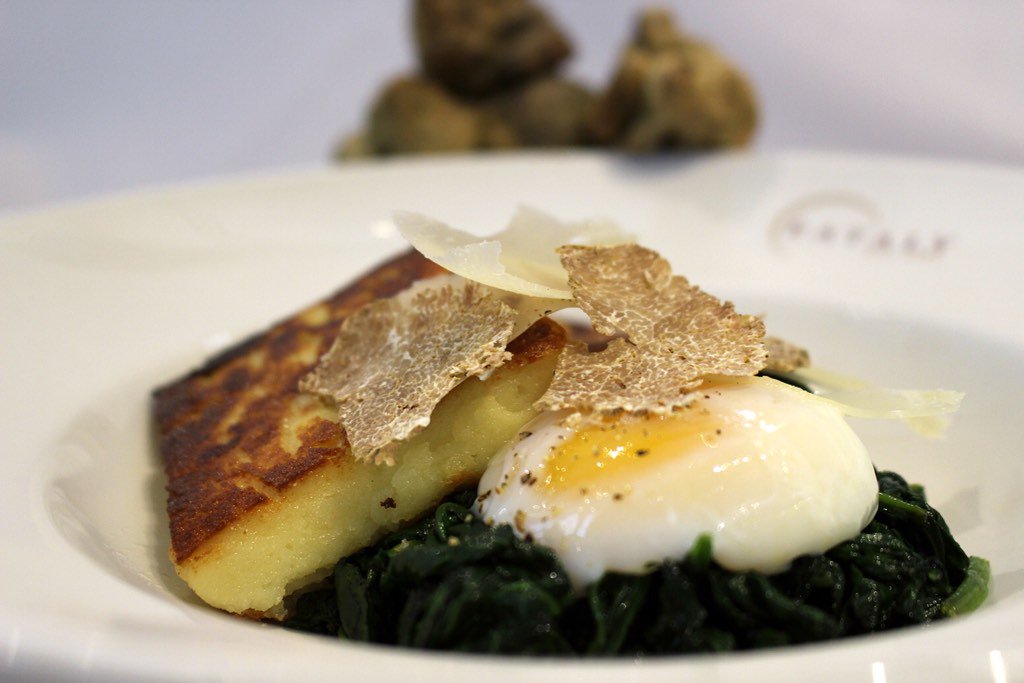 UrbaniTruffles's tweet photo. Brunching @Eataly! Have you visited the #UrbaniTruffle pop-up restaurant Il Tartufo at #Eataly NYC and Chicago? https://t.co/PTbVanIbZS