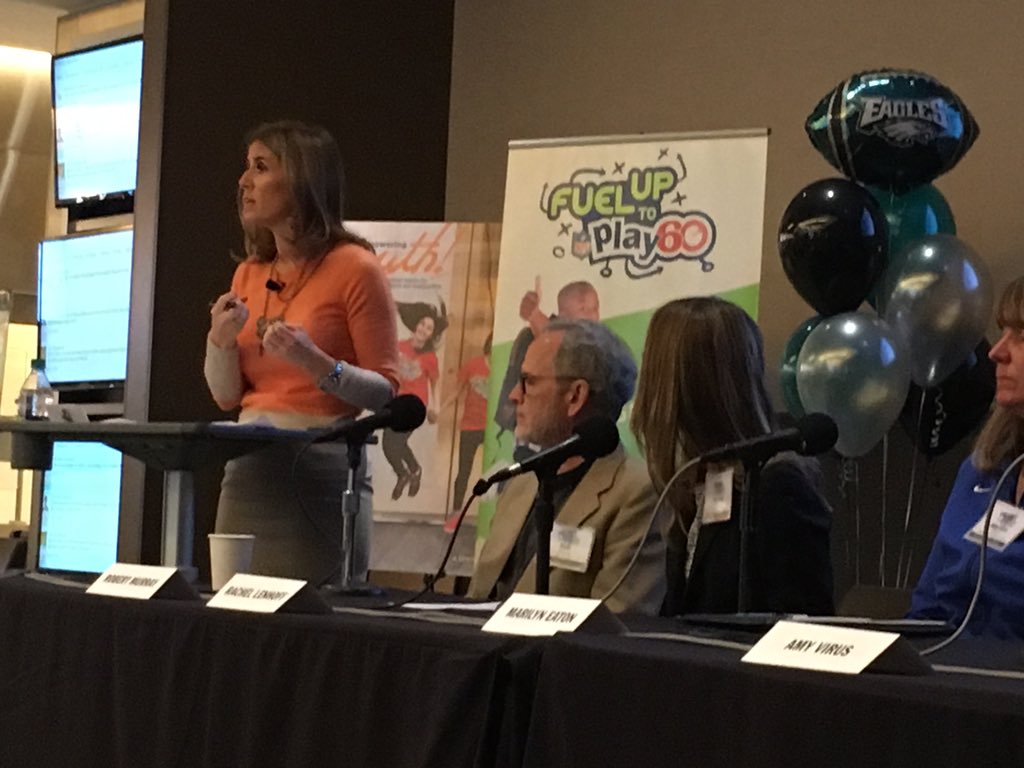 MaureenFurletti's tweet photo. @ibxfdn @GENYOUthNow empowering kids to lead healthy changes in their schools #empoweryouthnow https://t.co/Okp8iZqmrh