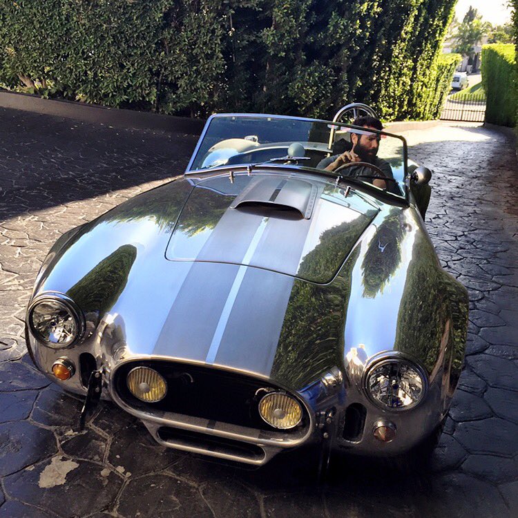 DanBilzerian's tweet photo. I'm not gonna go into work this week https://t.co/fFtkd86RX1