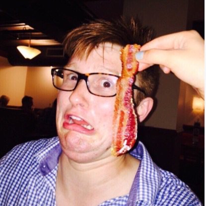 badluckbacon's tweet photo. beggin for some bacon https://t.co/csxXZQf8pL
