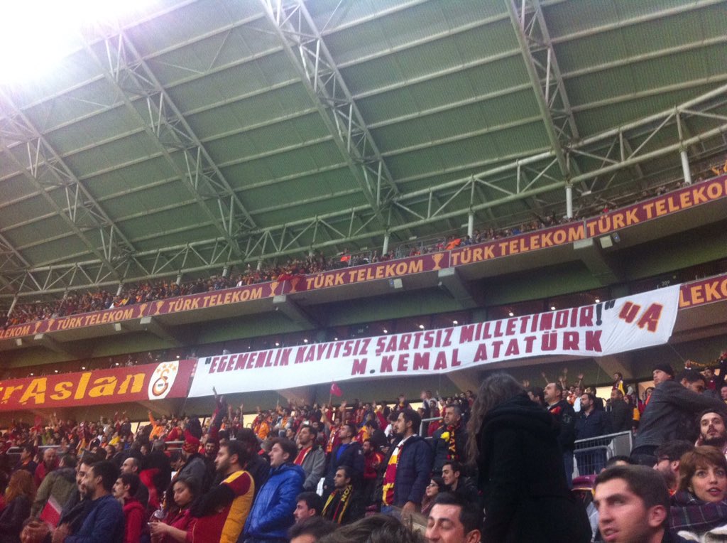 Alonetr34's tweet photo. #Atatürkiye #saygı ve rahmetli anıyoruz https://t.co/gVbFKnRWFG