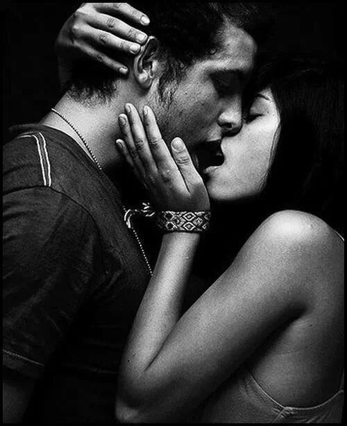 rukiiaaa's tweet photo. Y yo...quiero amarte ciegamente...
Porque no conozco otra forma... https://t.co/4oDkGVL9gf