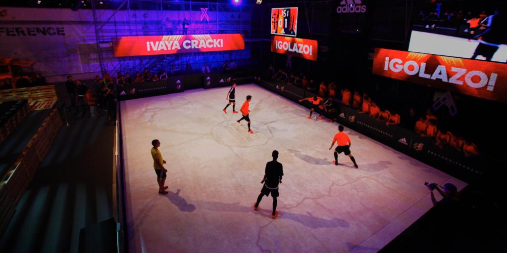 ¡Tienes una cita en 45 min para vivir en Periscope en directo una gran sorpresa con la <a href="/SeFutbol/">Selección Española Masculina de Fútbol</a>! #BeTheDifference