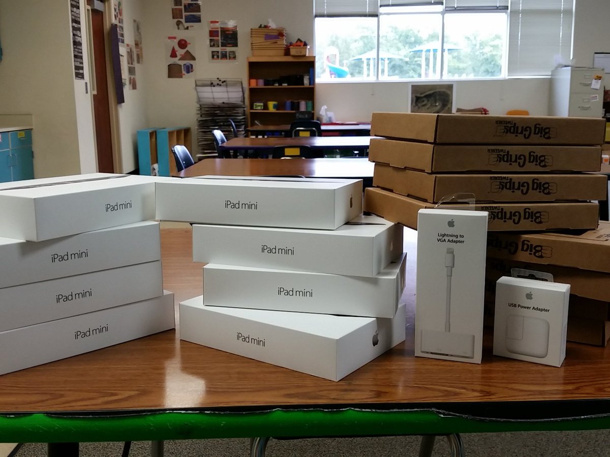 LeandraBuck's tweet image. Thank you @LamarCISD! Big things planned @Williams_Elem!  #interact2015  #ipadsintheartroom