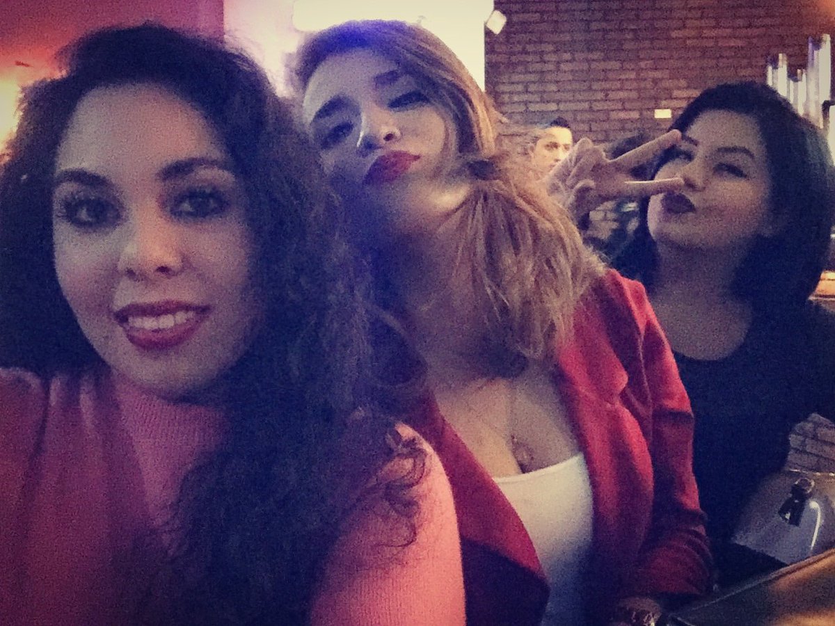 suaw1993's tweet photo. :* https://t.co/zqFgNlQ1ml