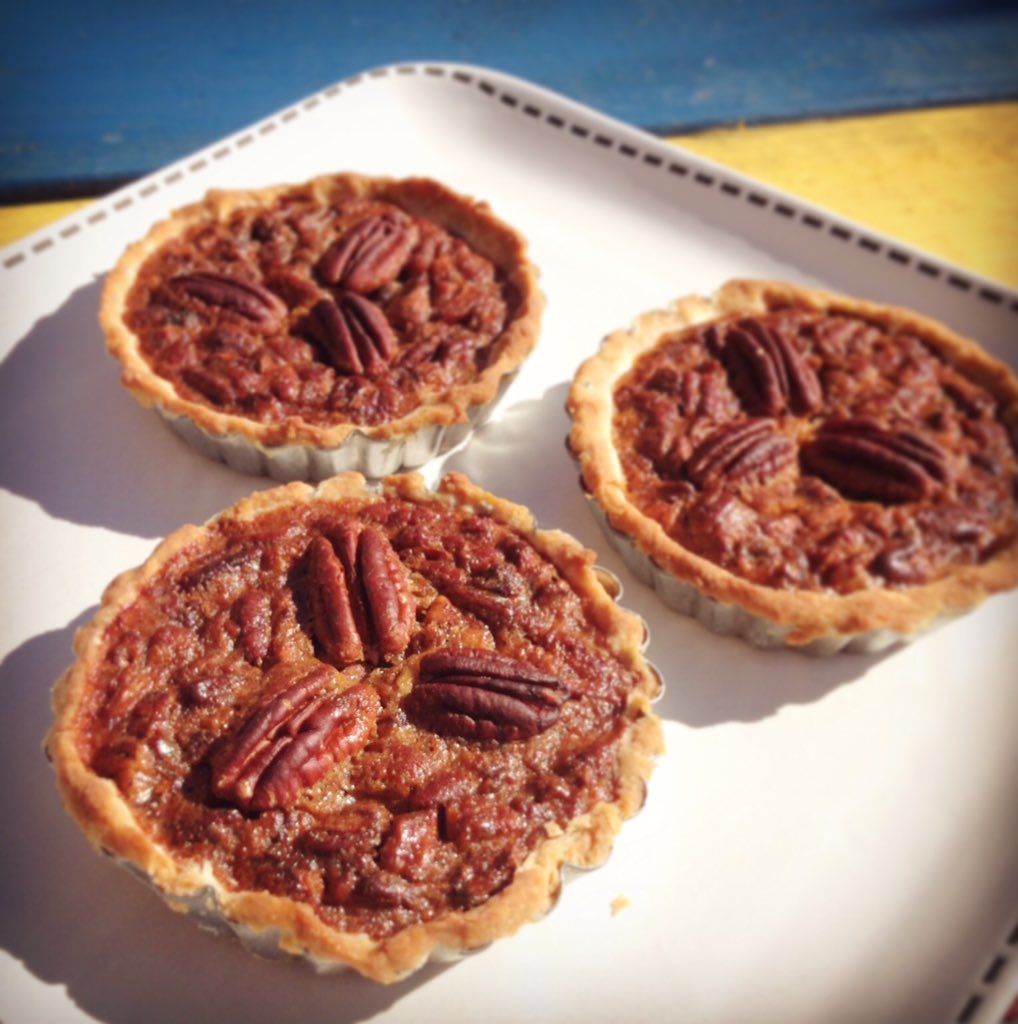 anniemoons's tweet photo. Yes, you peCAN have a pecan pie! #bakery #stl #pie https://t.co/u5ZiZb7tmT