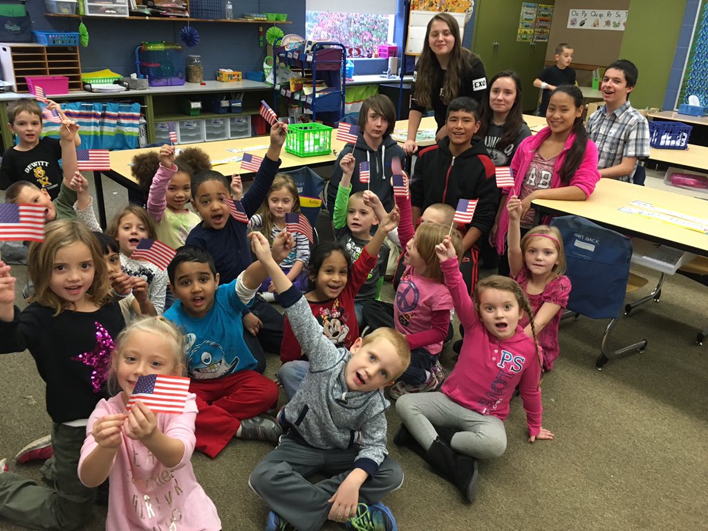 Mrs_EriksenK's tweet photo. Say America on three!!!!#HPSDen #cfdenpics https://t.co/HWTaF2C4qs