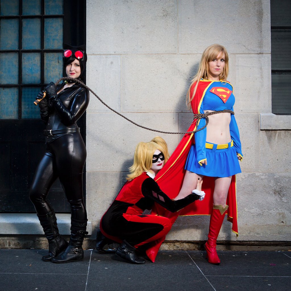 mandamonium13's tweet photo. Missing my ladies today. Can't believe this picture is from 3 years ago now. #TheGeekettes #Cosplay #Mandamonium 💕 https://t.co/irMETJkhWo