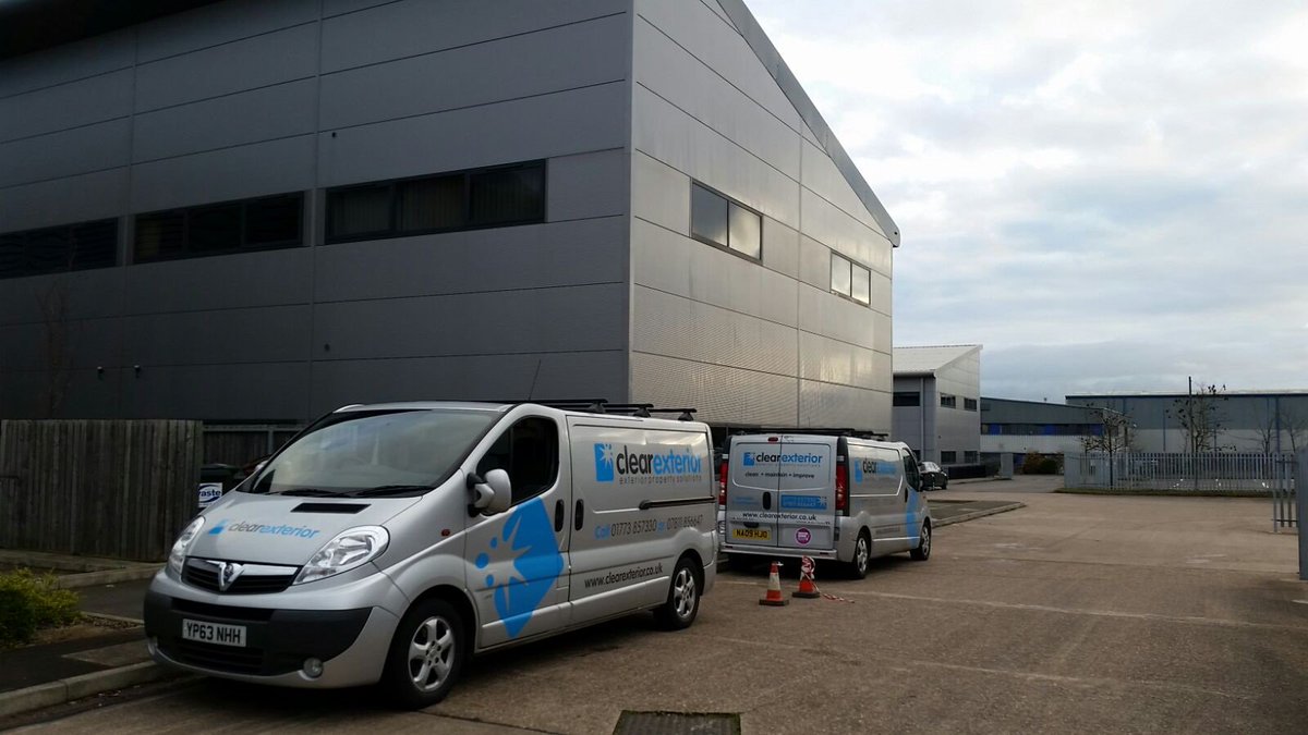 clearexterior's tweet photo. #buildingclean #facadeclean #claddingclean cladding cleaning today in #leicestershire https://t.co/OIrHEMuCXJ