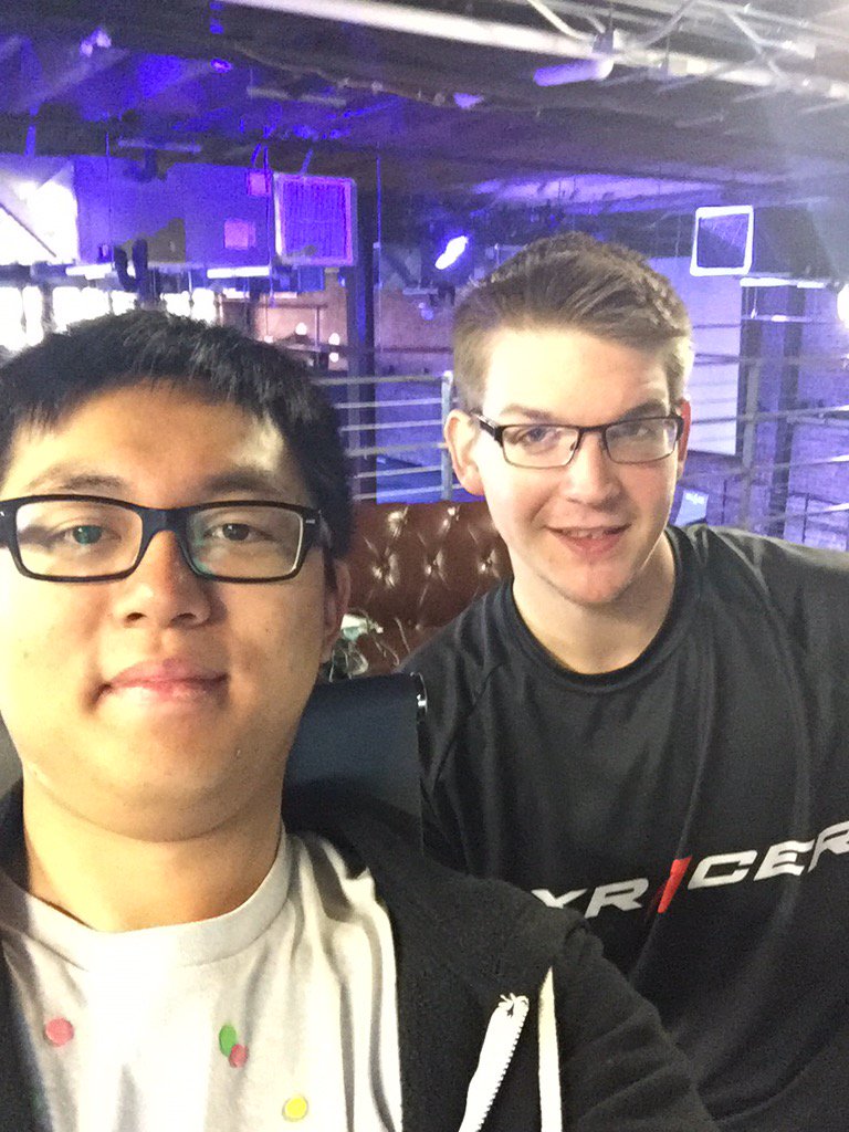 Amaz's tweet photo. Raffle for a racing series DXRacer chair if you can fav+RT and include my friend/rep's name in this pic! @DXRacer https://t.co/TJrtaSpnzN