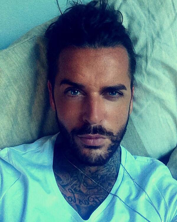 shaunajade96's tweet photo. If only I could wake up to this everyday. Love @P_Wicks01 https://t.co/viiviXd5X4