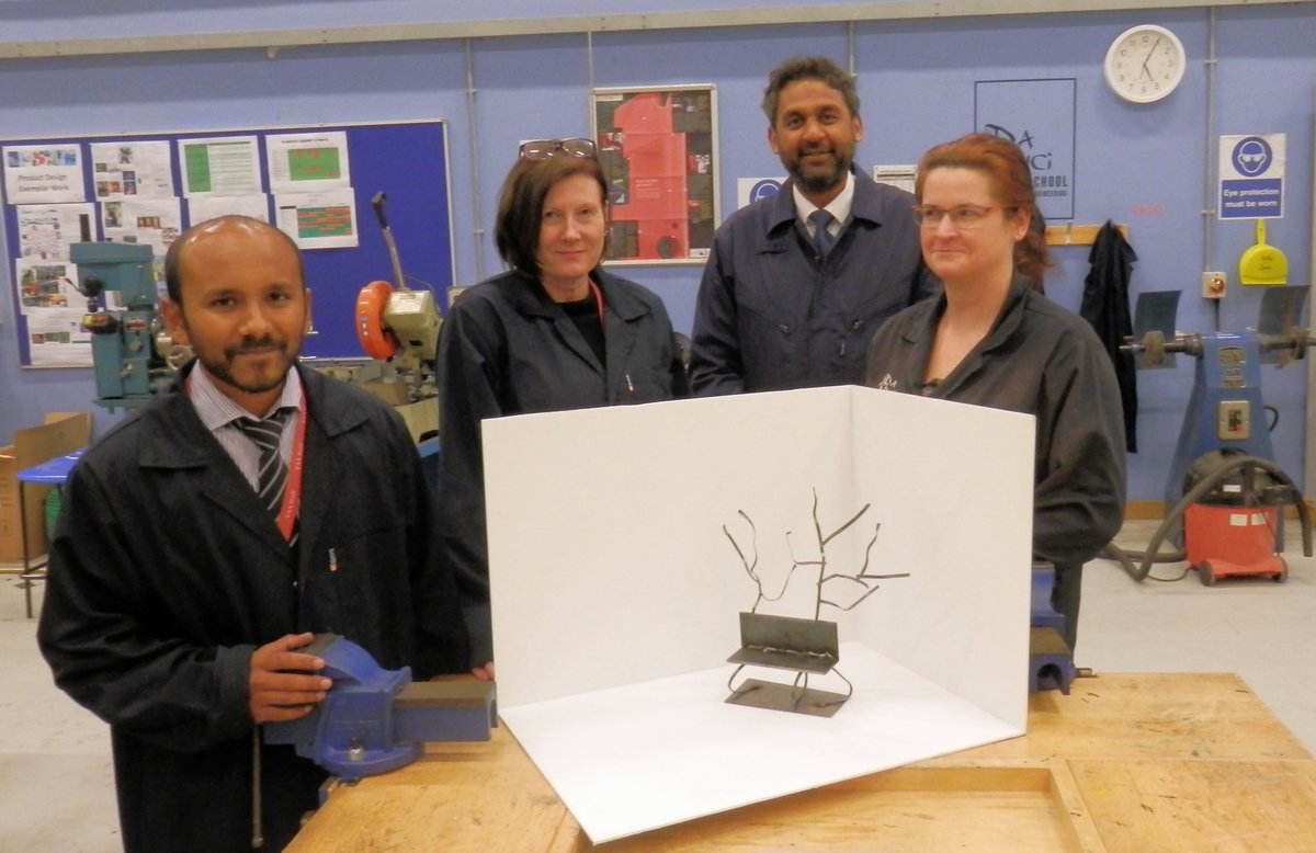 Jayesh_StemEduc's tweet photo. HART SCHOOLS TRUST TWILIGHT @Davinci_school  &amp; @N_HertsCollege SKILLS CENTRE https://t.co/wjoJ20w42X